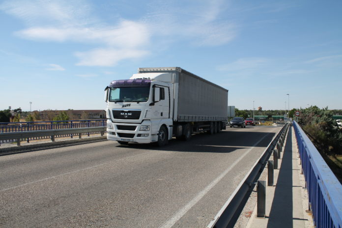 CamionPuente scaled