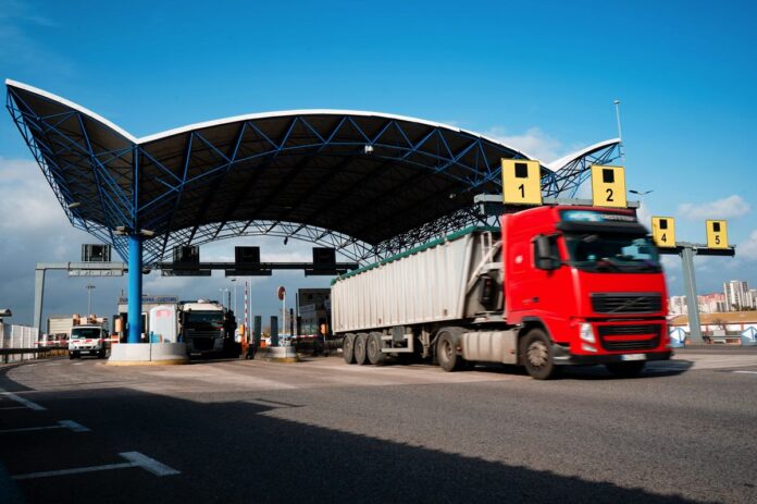 Tarragona accesos transportistas camion