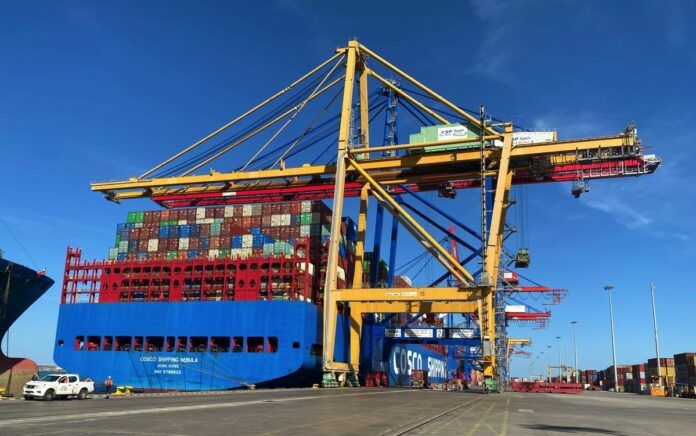 cosco portacontenedores megabuques nebula 2